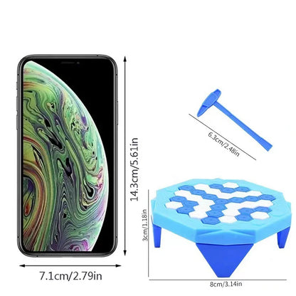 Das Spiel „Der kleine Pinguin“: Das Eis brechen und den kleinen Pinguin retten.